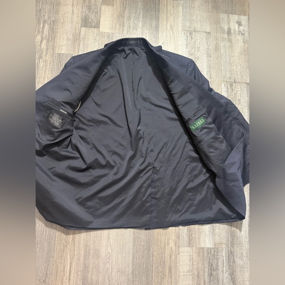 Classic Lauren Ralph Lauren Black
Blazer - Men's Size XL - Picture 2 of 7